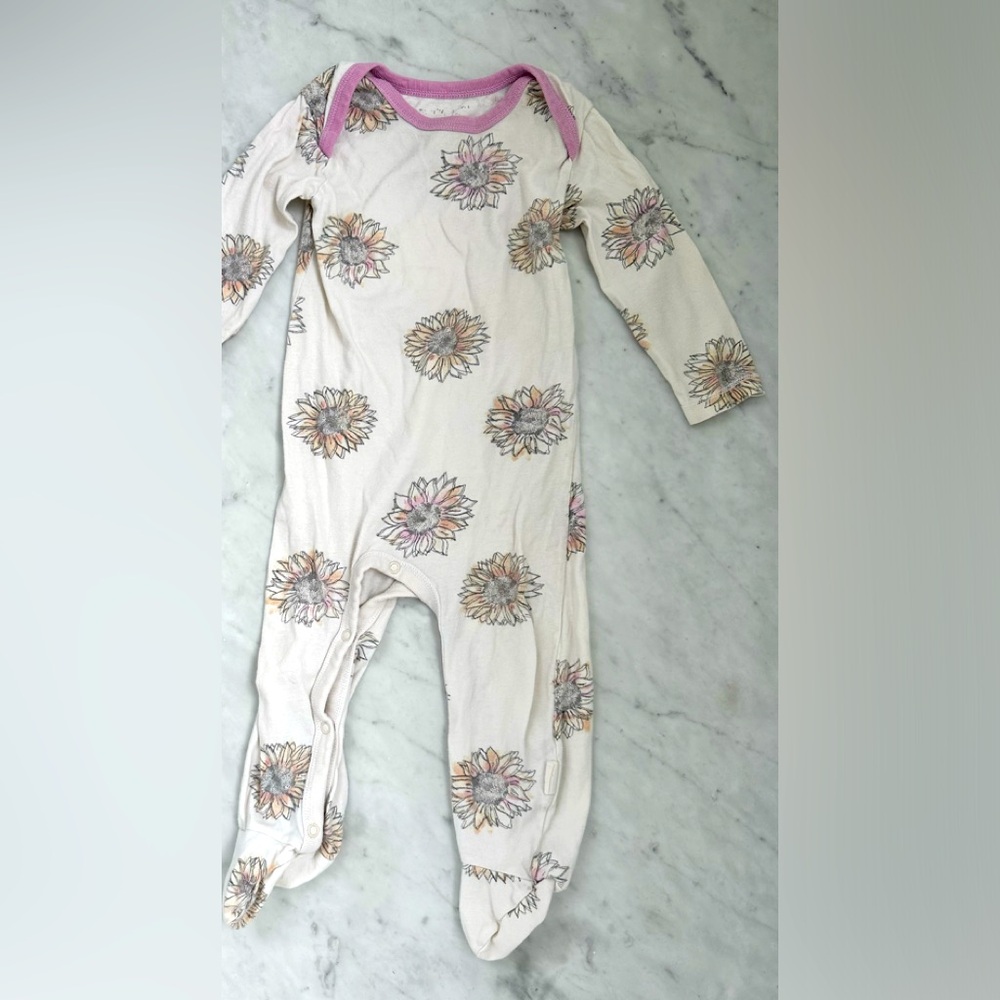 Organic cotton onesie